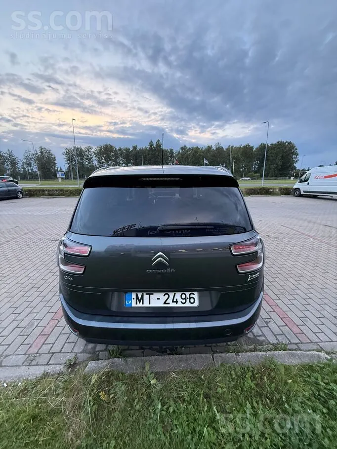 Citroen C4 Picasso 2015 photo 4
