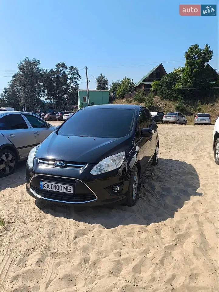 Ford C-Max 2012 photo 4