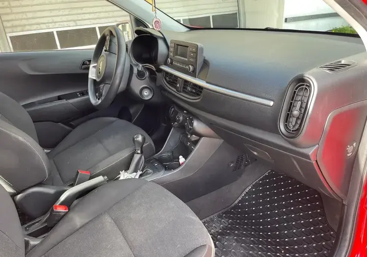 Kia Picanto 2021 photo 2