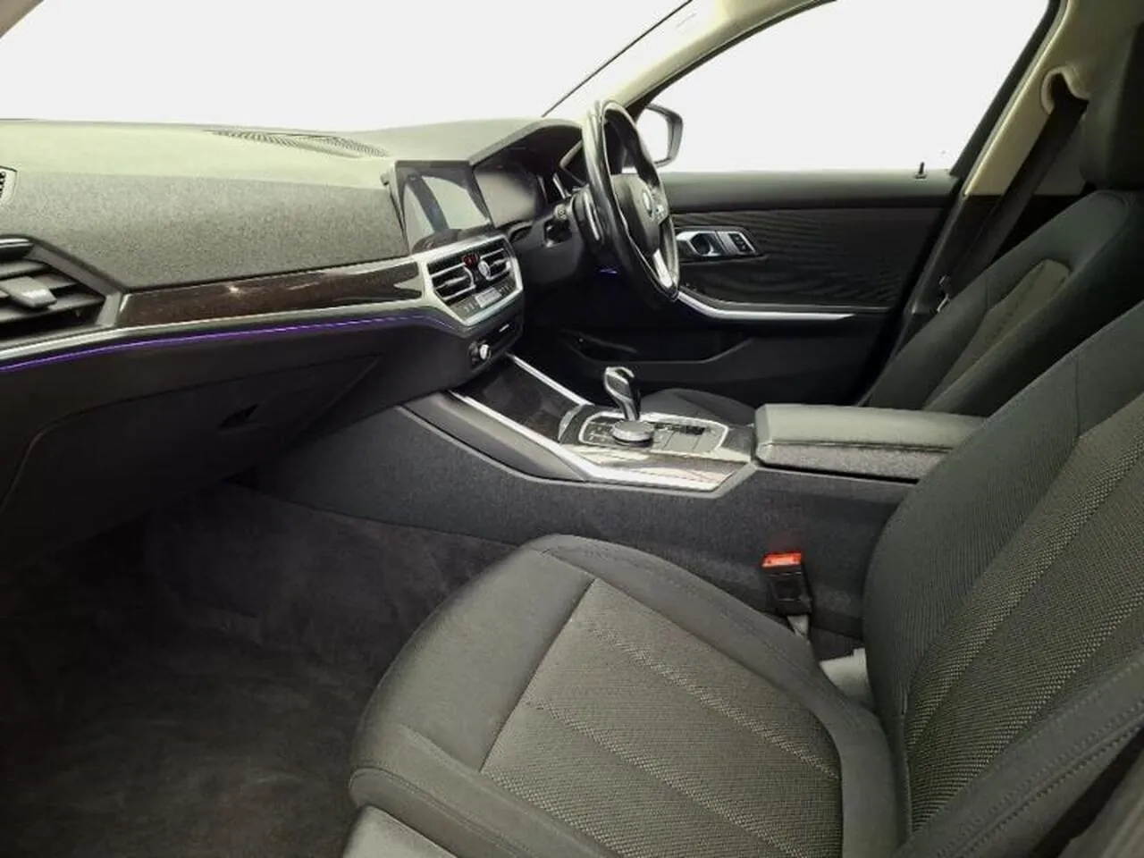 BMW 3 Series 2021 photo 5