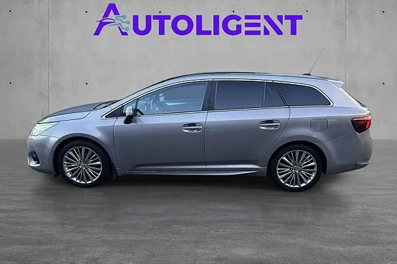 Toyota Avensis 2016 photo 5