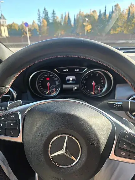 Mercedes-Benz Gla220 2017 photo 2