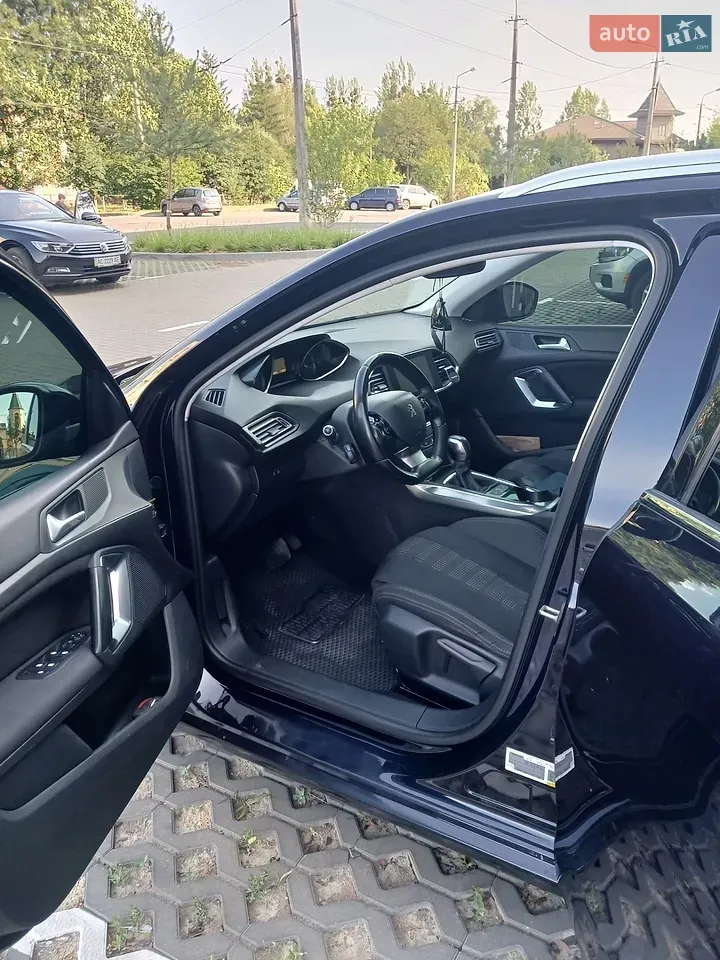 Peugeot 308 2016 photo 3