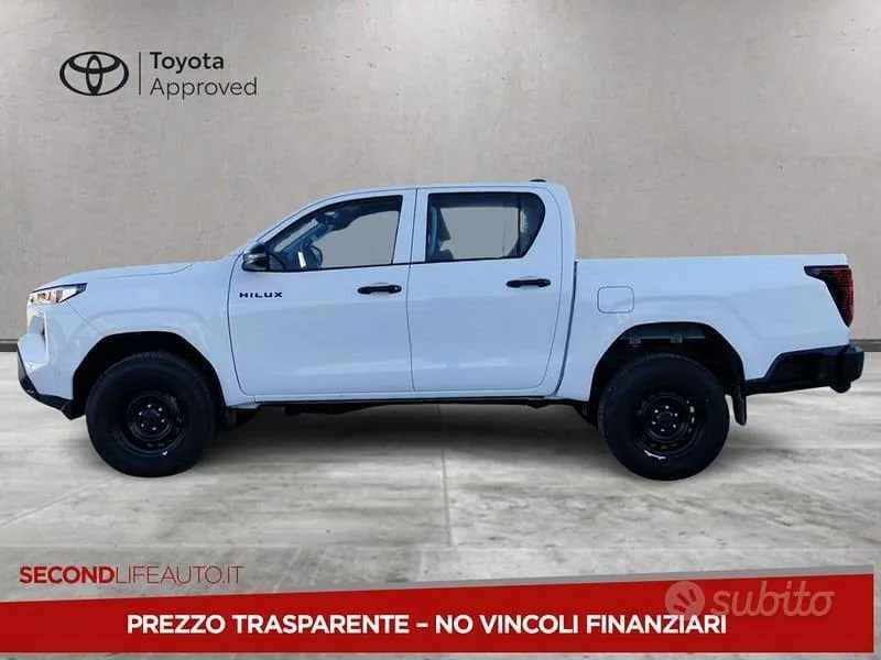 Toyota Hilux 2026 photo 2