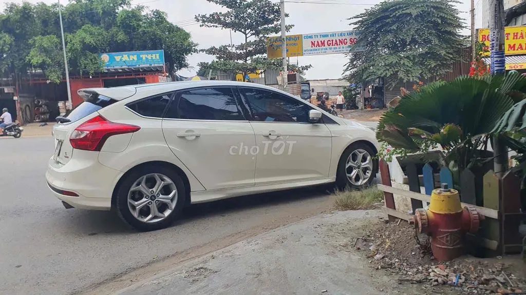 Ford Focus 2015 photo 2