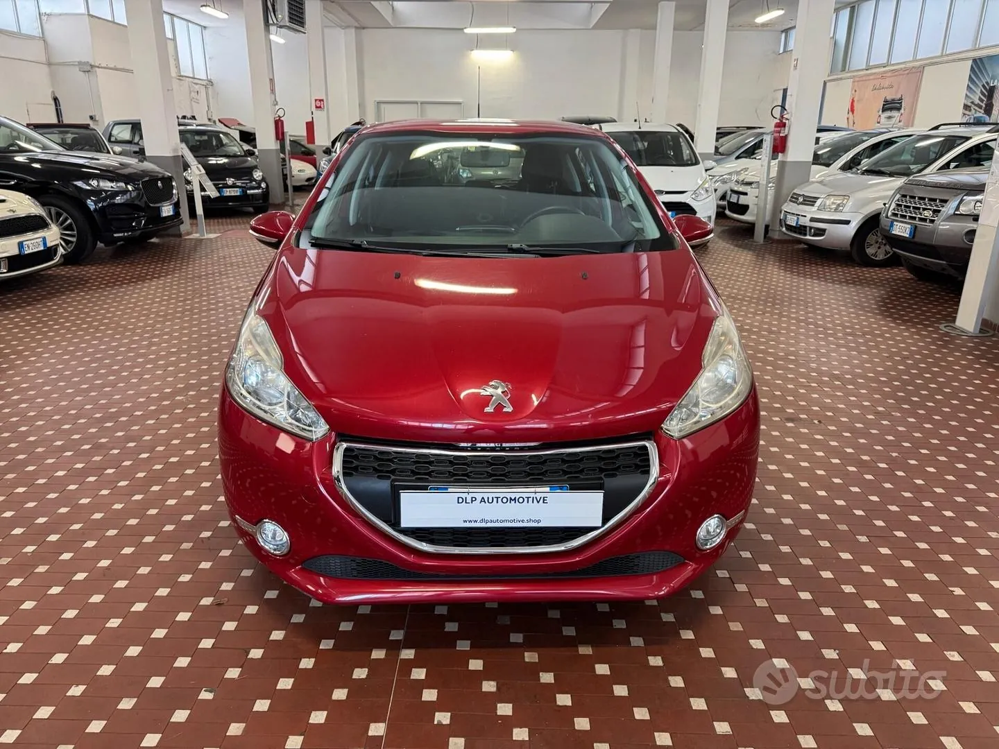 Peugeot 208 2014 photo 2