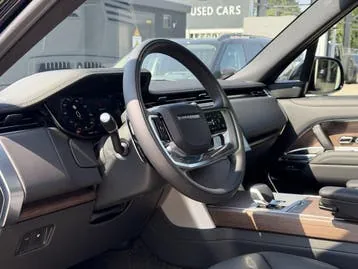 Land Rover Range Rover 2026 photo 3