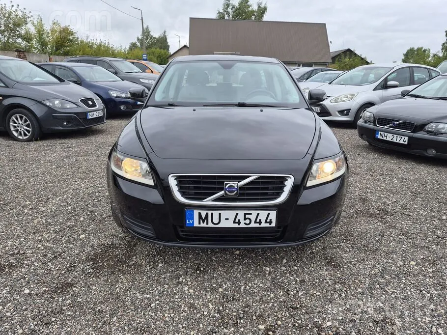 Volvo V50 2008 photo 2