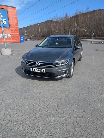 Volkswagen Passat 2017 photo 3