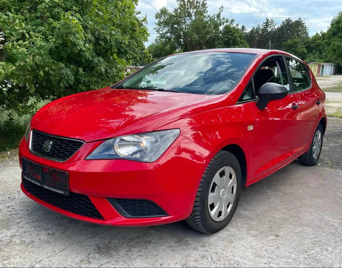 Seat Ibiza 2014 photo 2