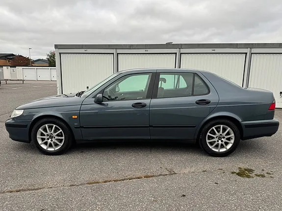 Saab 9-5 1999 photo 5
