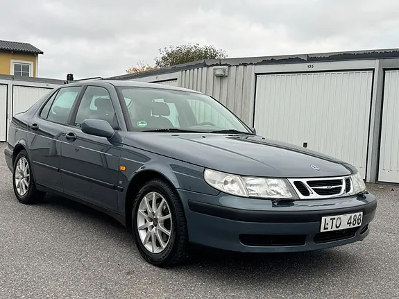 Saab 9-5 1999 photo 4