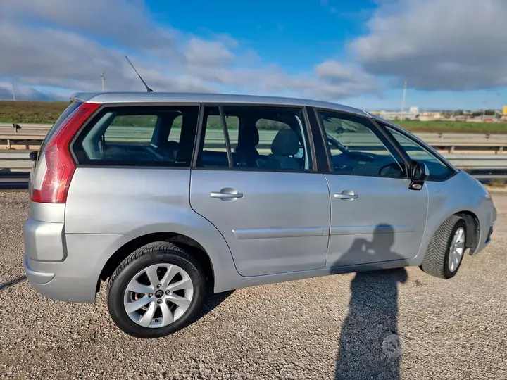 Citroen C4 Grand Picasso 2012 photo 3