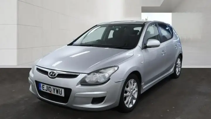 Hyundai I30 2010 photo 2