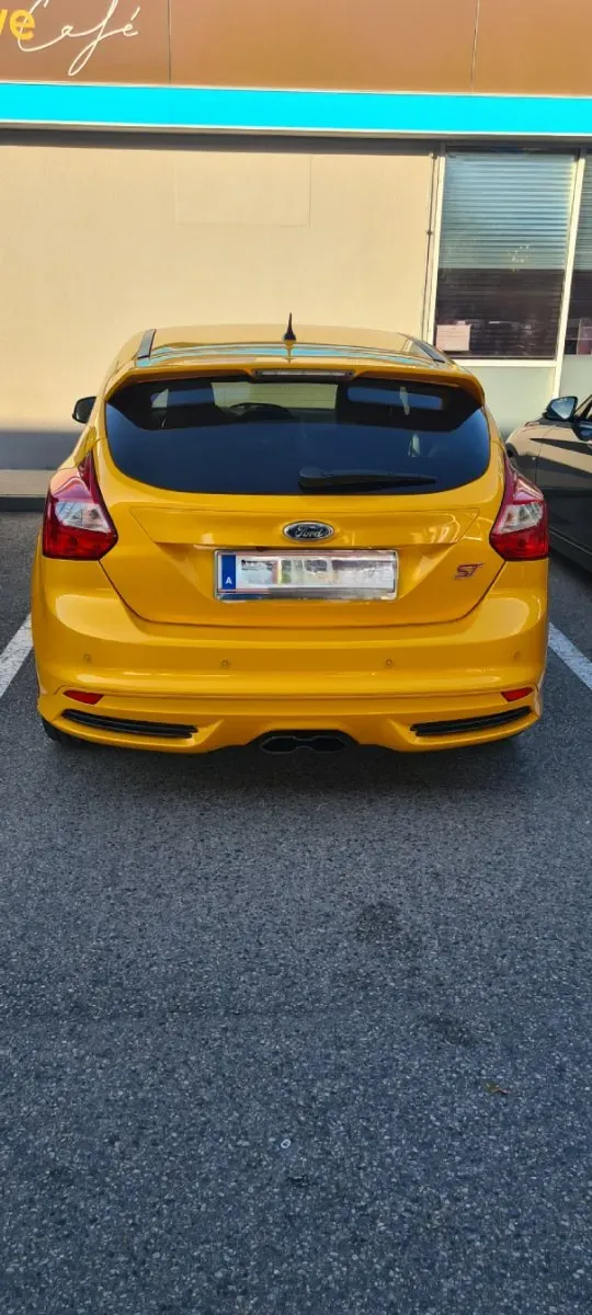 Ford Focus 2012 photo 3