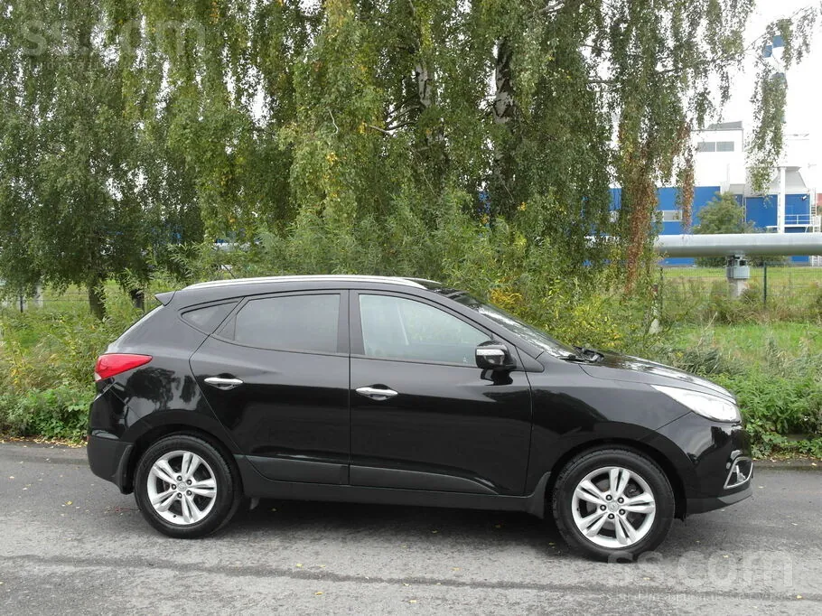 Hyundai Tucson 2011 photo 2