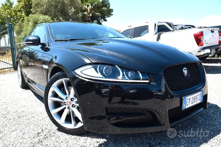 Jaguar Xf