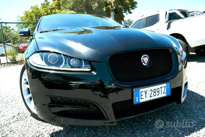 Jaguar Xf 2015 photo 3