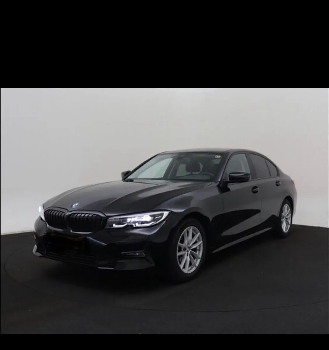 BMW 3 Series 2022 photo 2