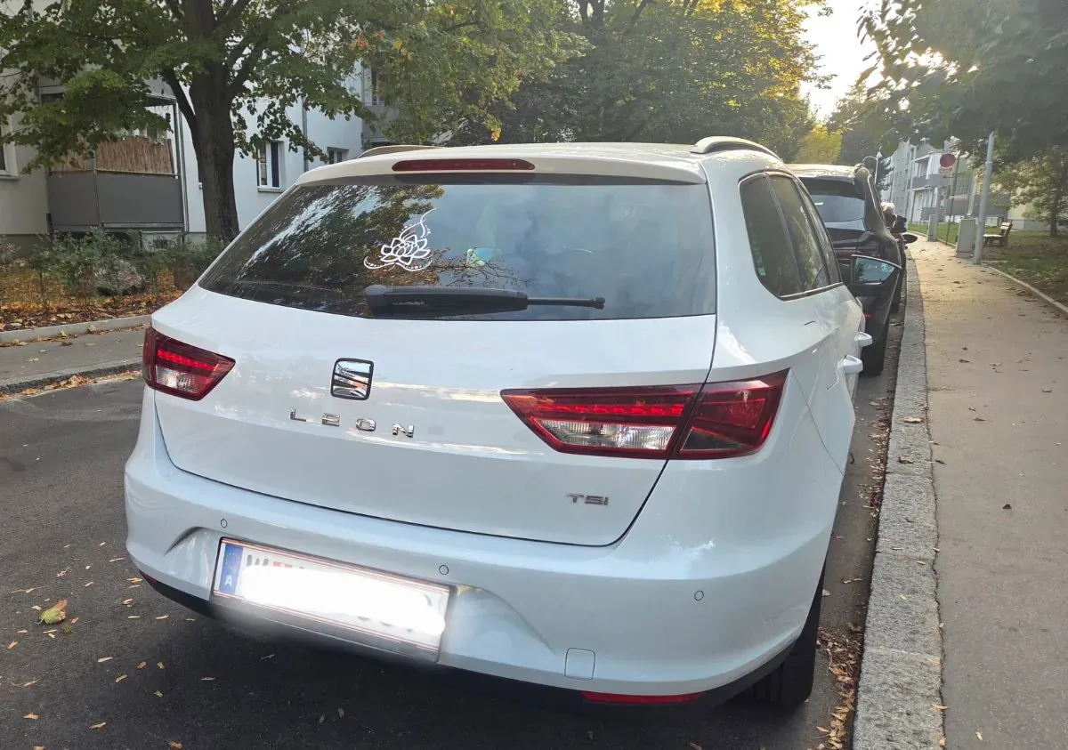 Seat Leon 2014 photo 3