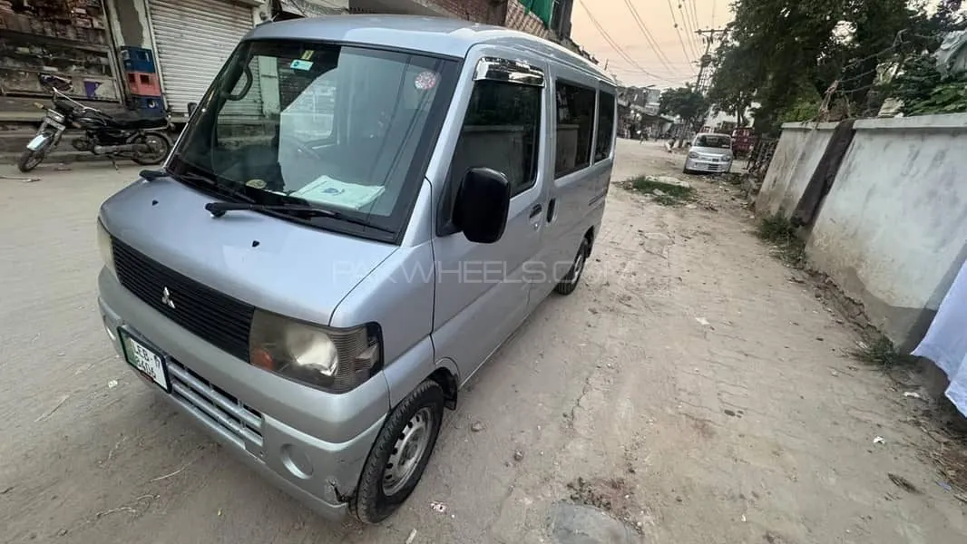 Mitsubishi Minicab