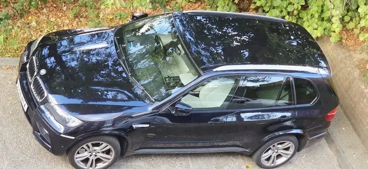 BMW X5 M 2010 photo 4