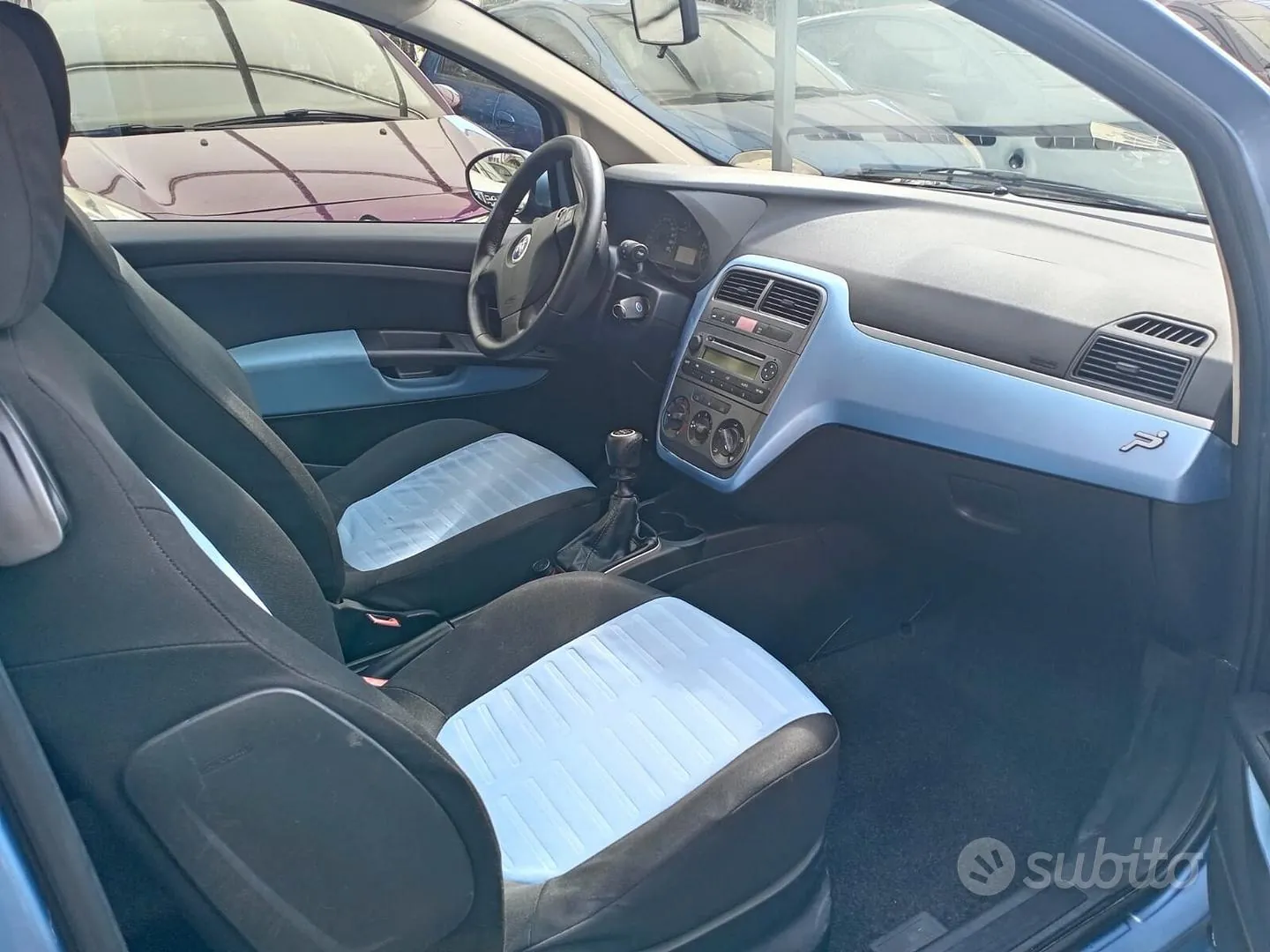 Fiat Grande Punto 2006 photo 5