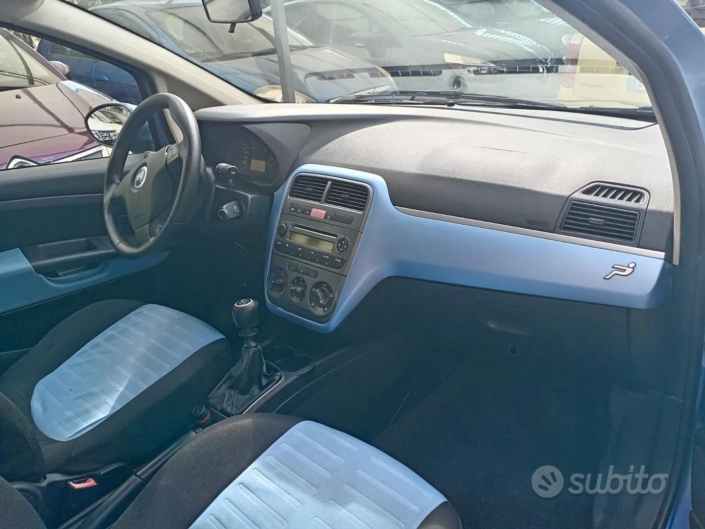 Fiat Grande Punto 2006 photo 4