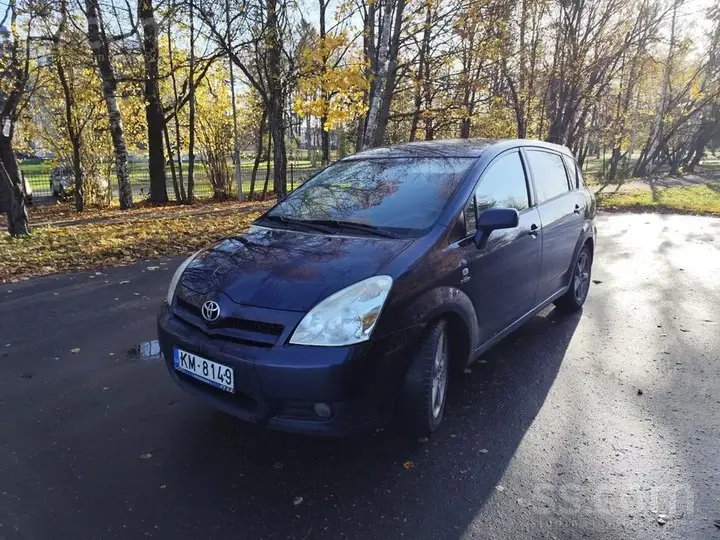 Toyota Corolla Verso 2006 photo 2