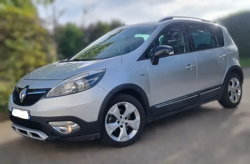 Renault Scenic 2013 photo 2