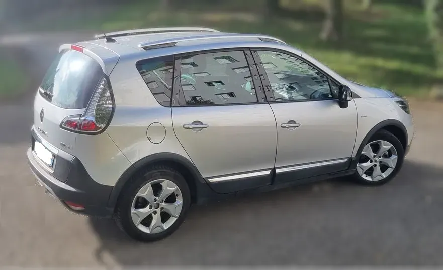 Renault Scenic 2013 photo 3