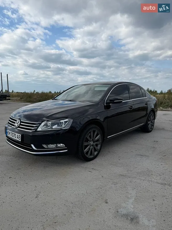 Volkswagen Passat 2012 photo 5