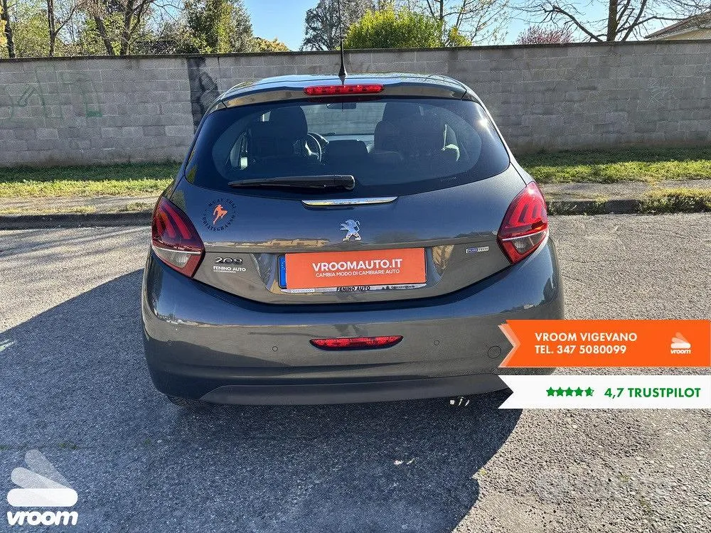 Peugeot 208 2015 photo 4