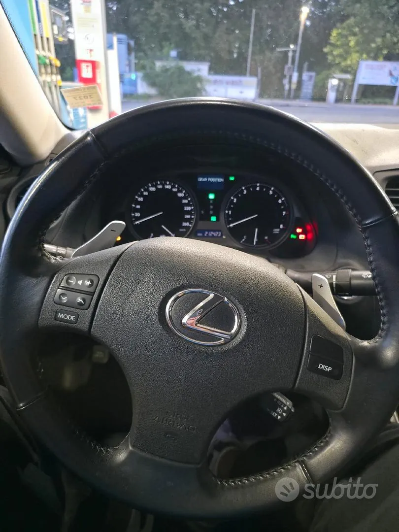 Lexus Is250 2009 photo 4