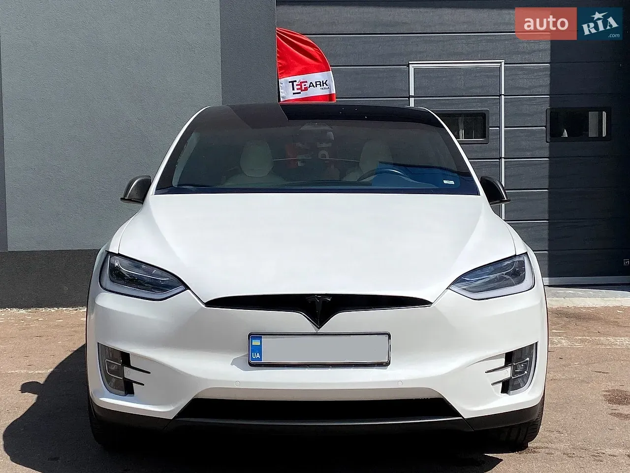 Tesla Model X 2019 photo 3