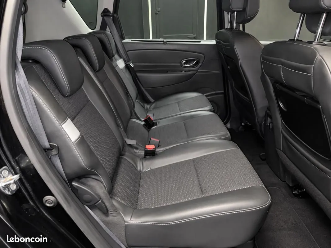 Renault Scenic 2013 photo 4