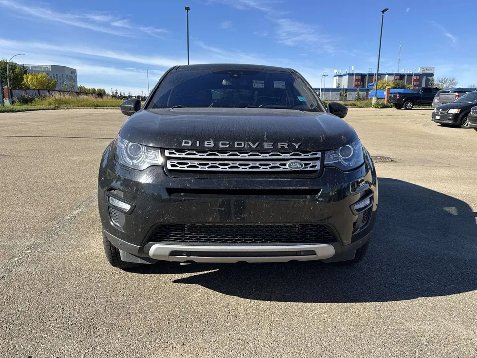 Land Rover Discovery Sport 2017 photo 2