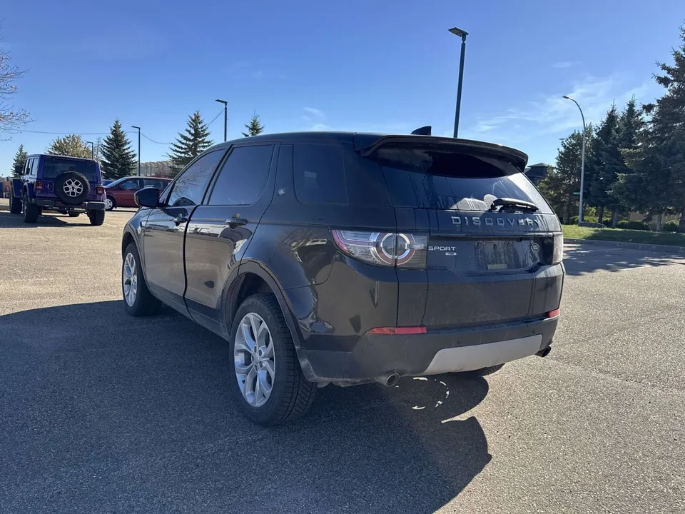Land Rover Discovery Sport 2017 photo 5