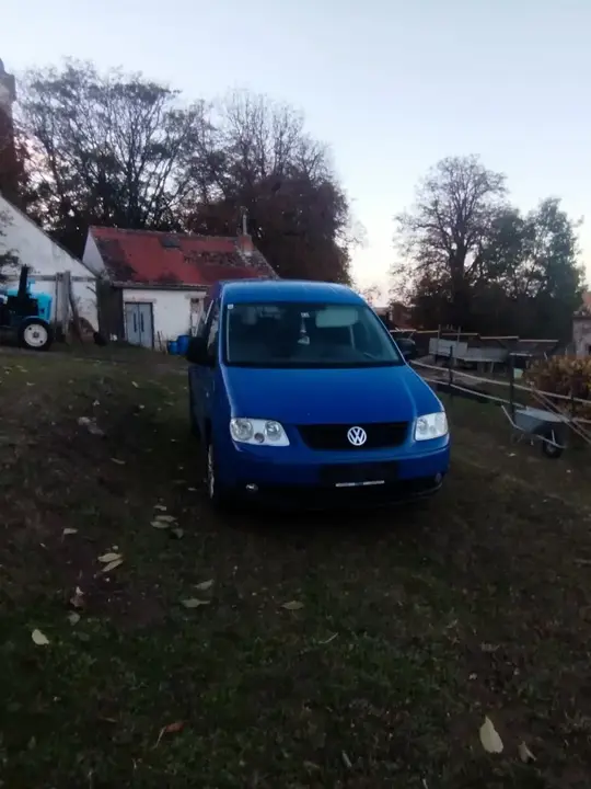 Volkswagen Caddy 2010 photo 3