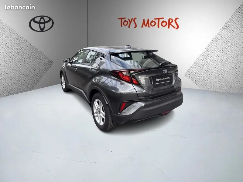 Toyota C-Hr 2023 photo 3