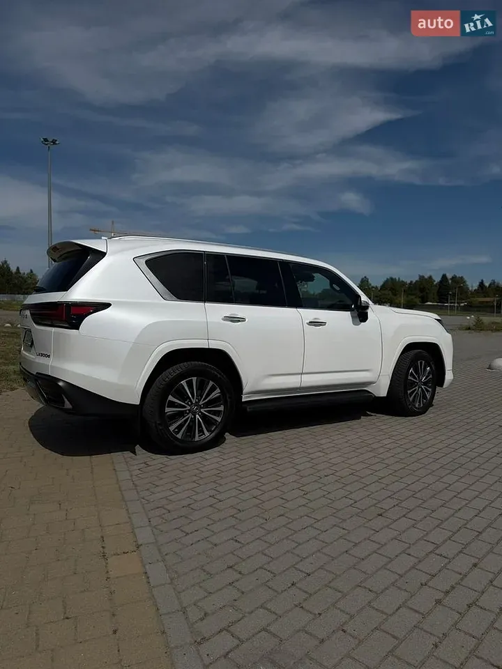 Lexus Lx 2022 photo 2
