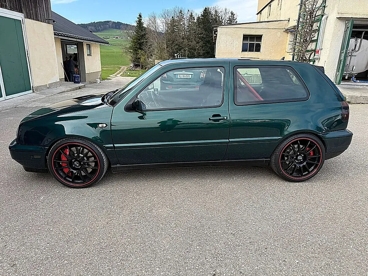 Volkswagen Golf 1996 photo 2