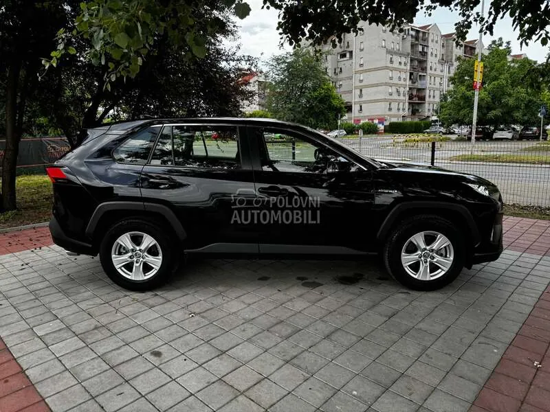 Toyota Rav 4 2020 photo 4