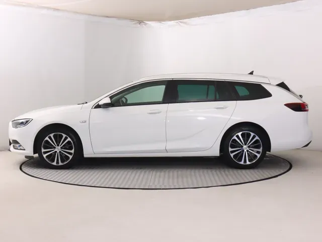 Opel Insignia 2020 photo 2