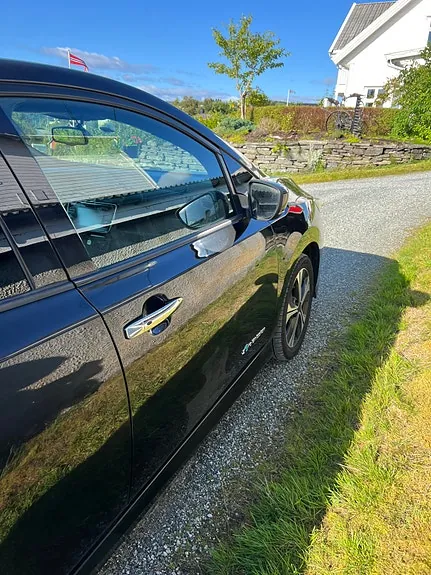 Nissan Leaf 2018 photo 4