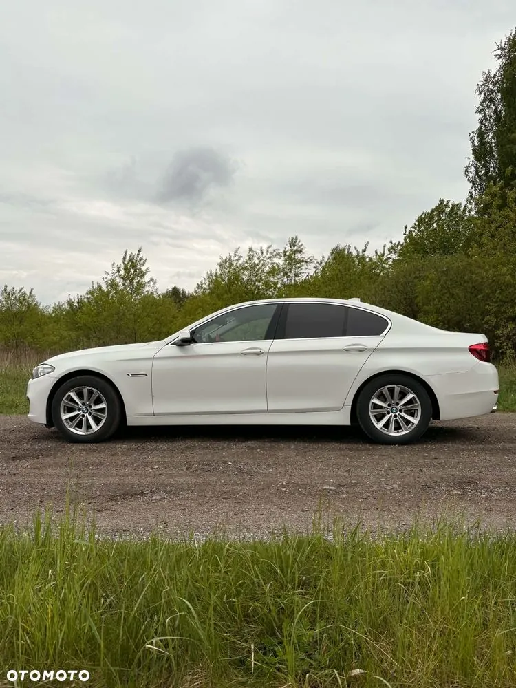 BMW Seria 5 2016 photo 4