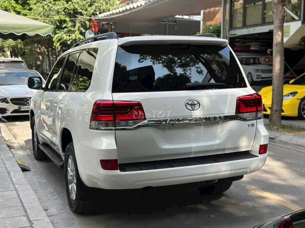 Toyota Land Cruiser 2020 photo 5