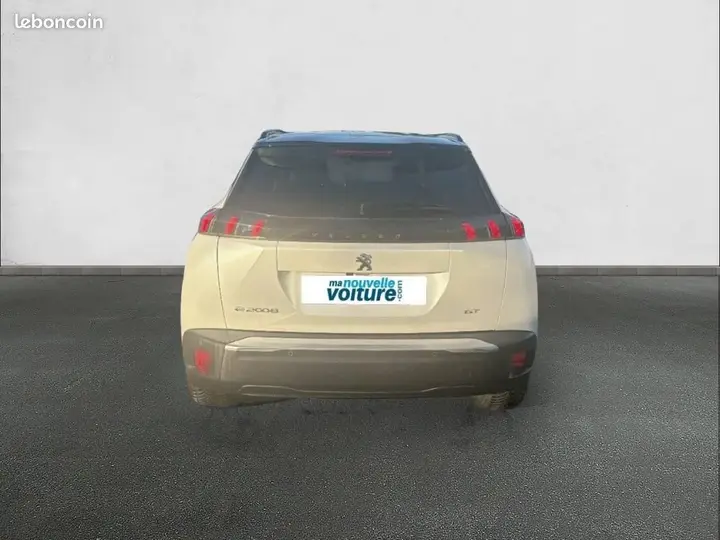 Peugeot 2008 2022 photo 5