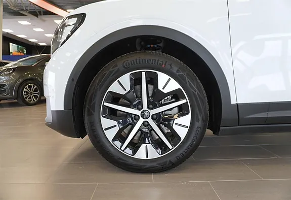 Ford Explorer 2026 photo 3