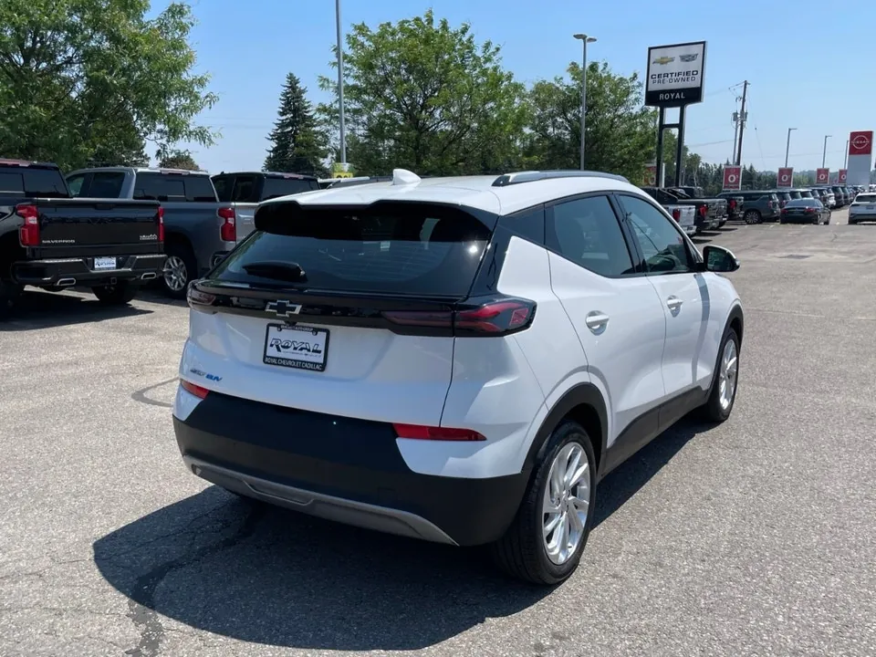Chevrolet Bolt Euv 2023 photo 5